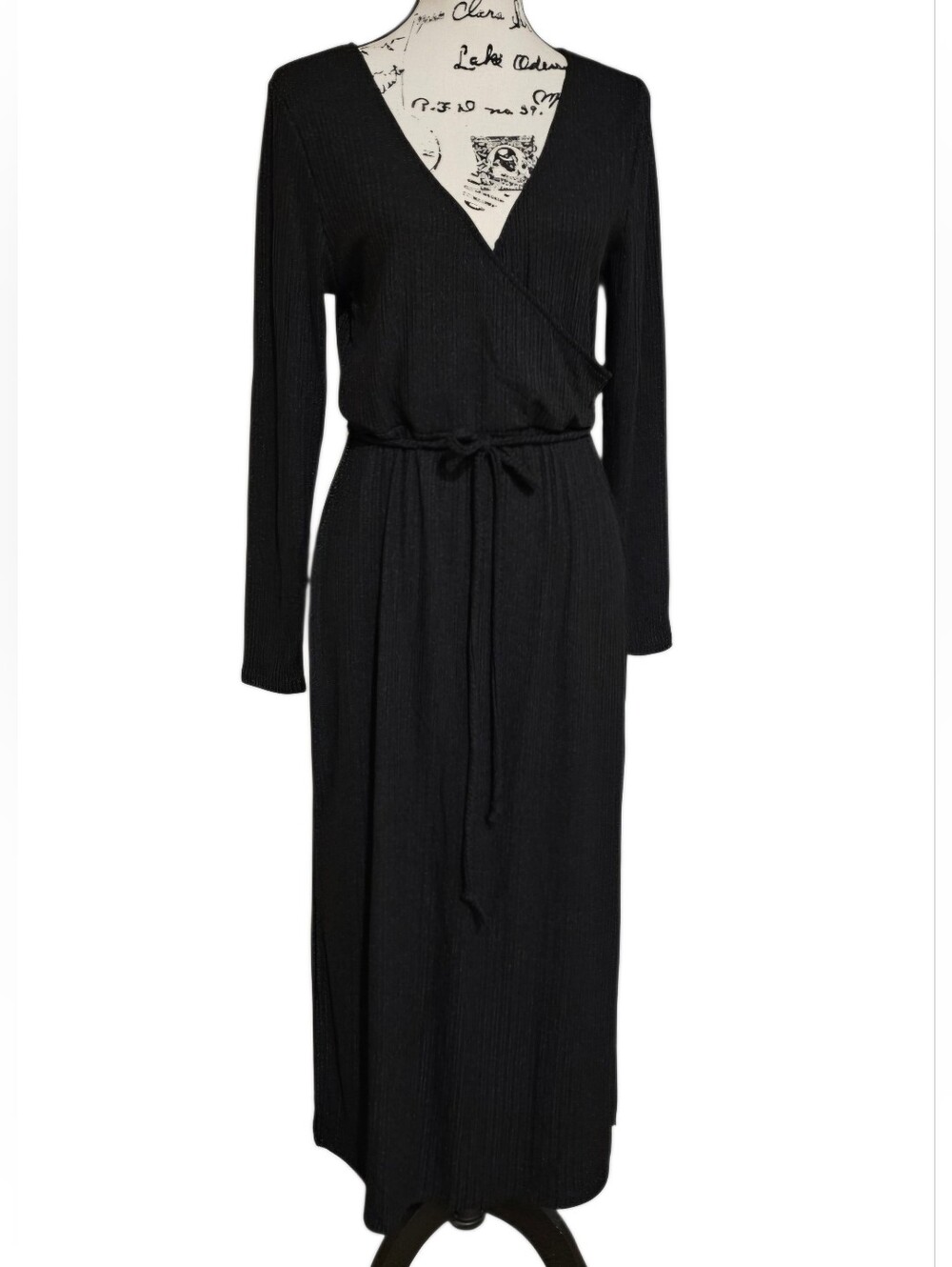 Sonocy Ribbed Knit Midi Dress - Black with Subtle Sheen